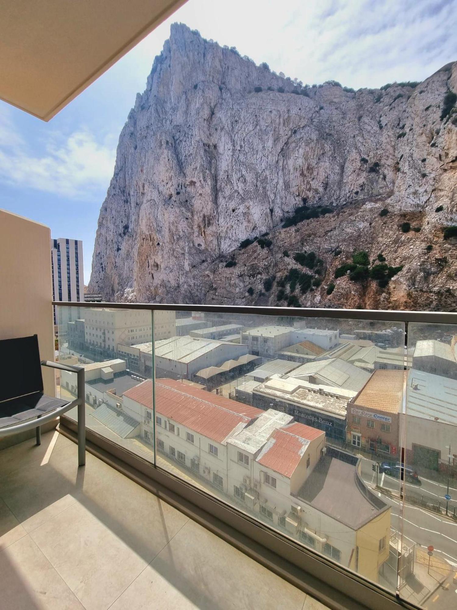 Sunny Gibraltar Apartman Kültér fotó